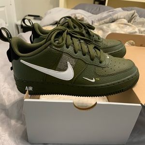 Nike Air Force 1 LV8